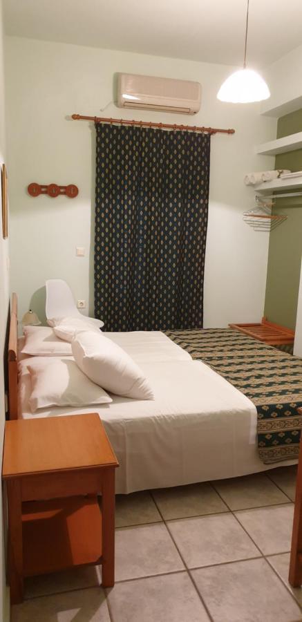 Zannikos Rooms Ermoupoli Exterior foto