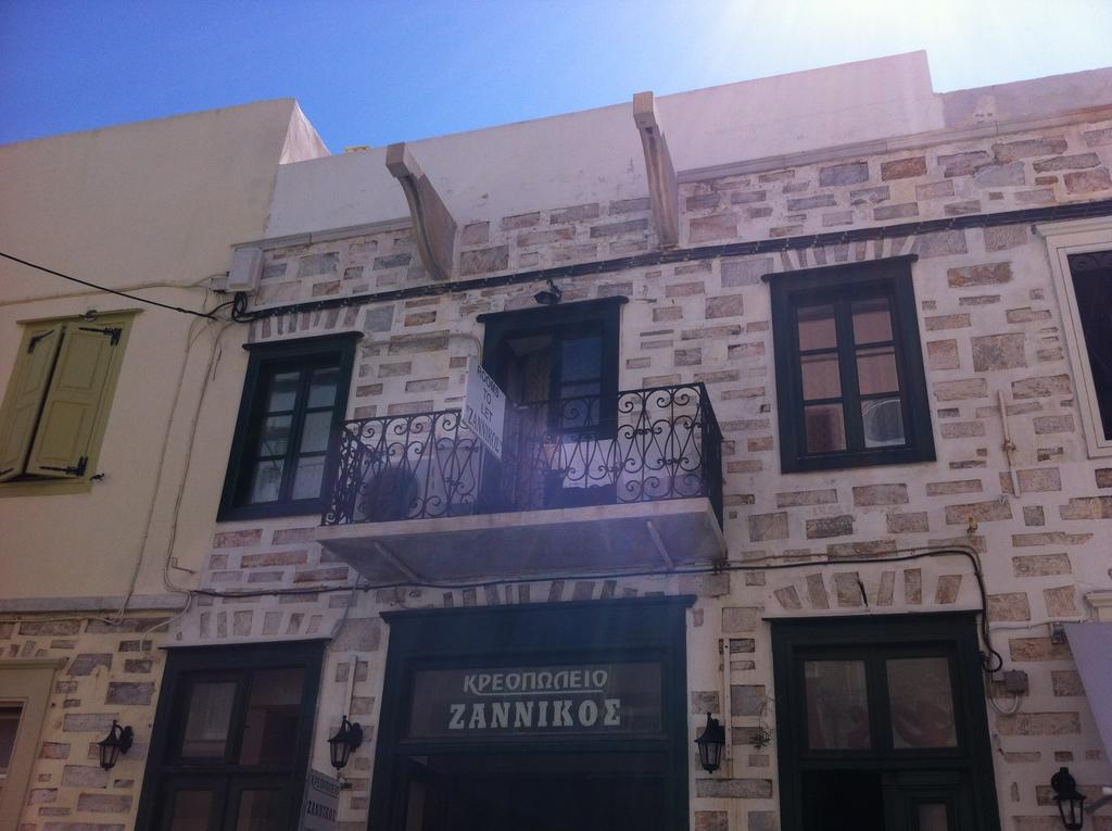 Zannikos Rooms Ermoupoli Exterior foto